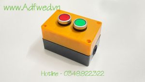 Hop Nut Nhan 2 Lo Noi Chong Nuoc