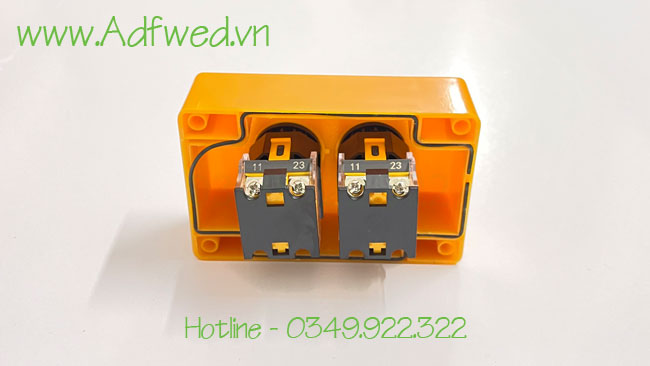 Hop Nut Nhan 2 Lo Phi 22 Chong Nuoc